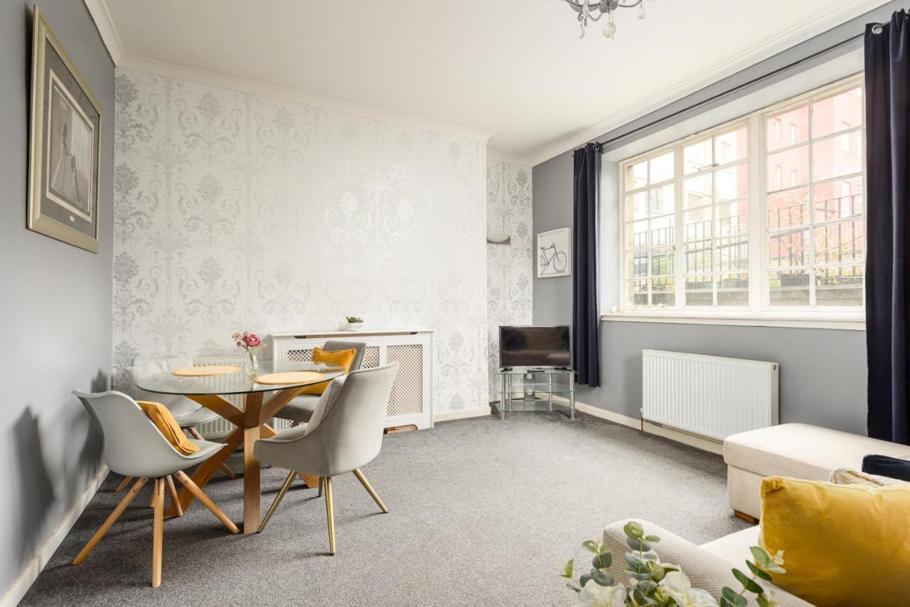 2 Bedroom Royal Mile Apartment Edinburgh Exterior photo
